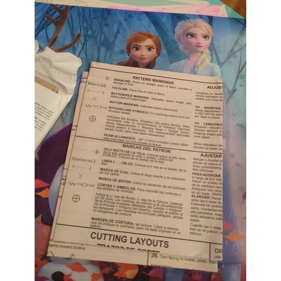 McCall's costumes pattern uncut Frozen Elsa Anna M7000 - Picture 6 of 7